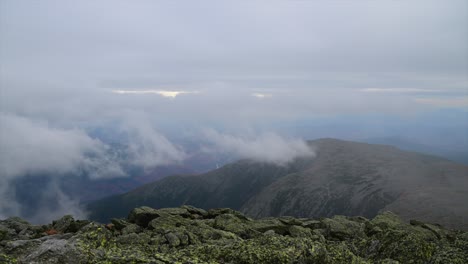 Timelapse-from-the-top-of-Mount-Washington-in-New-Hampshire