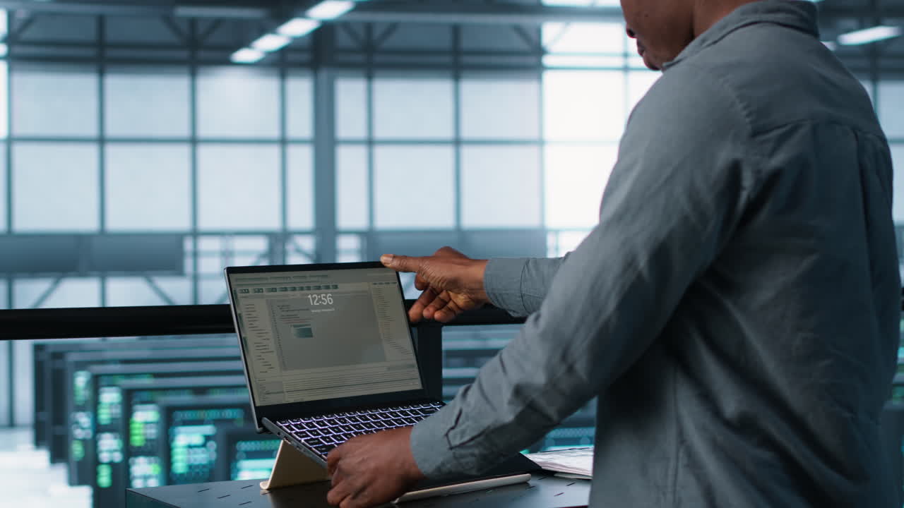 codificación de hombre en el centro de datos, prueba de escenarios de conmutación por fallo utilizando el portátil