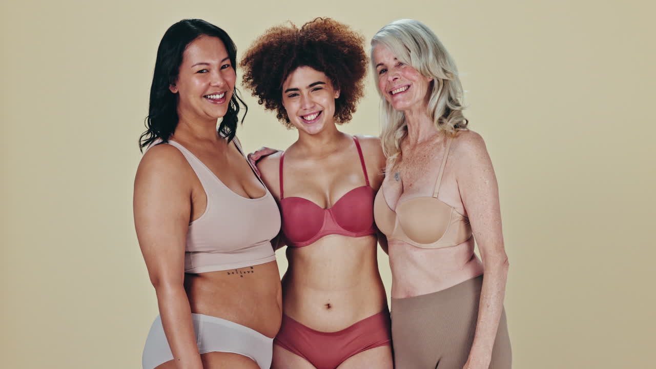 rostro, la diversidad y las mujeres con bienestar