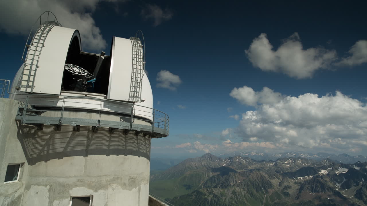 그림 뒤 미디 망원경1