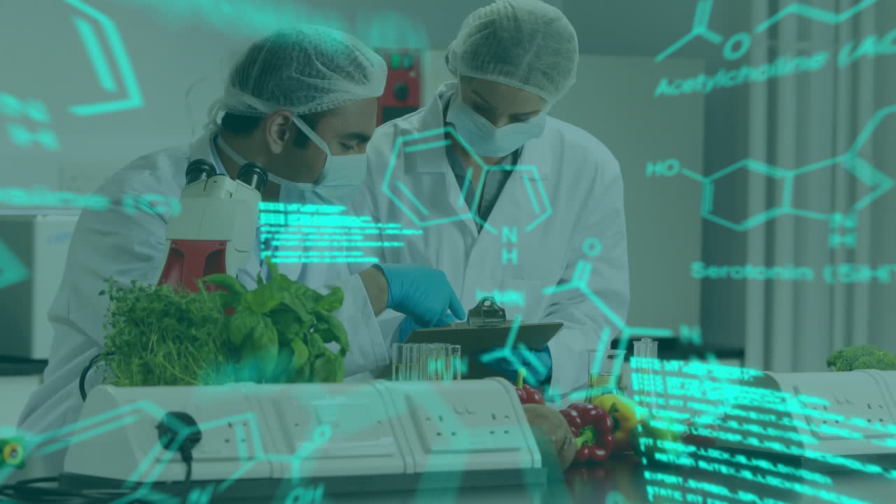 científicos trabajando en un laboratorio usando un microscopio con texto y datos grises brillantes