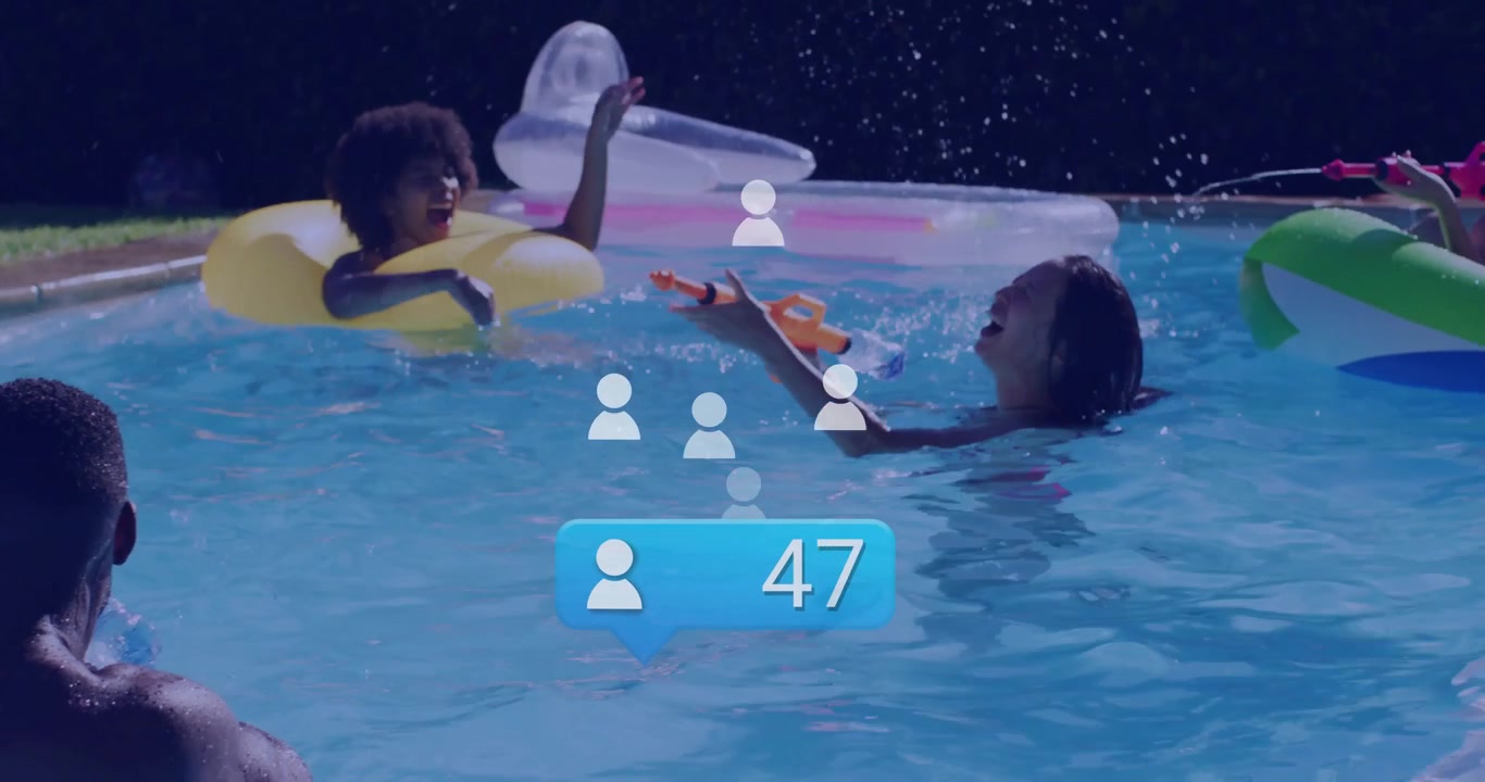 Homem entrando na piscina atirando com arma verde, mulheres atirando com armas laranja e rosa, ícones de redes sociais subindo para 95