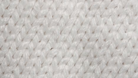 white knitted background loop