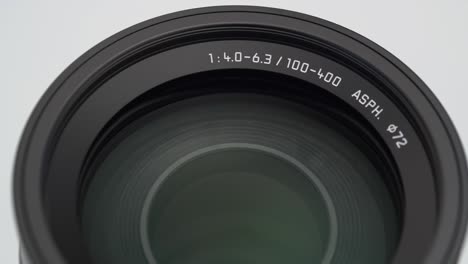 4k - primer plano de un objetivo fotográfico