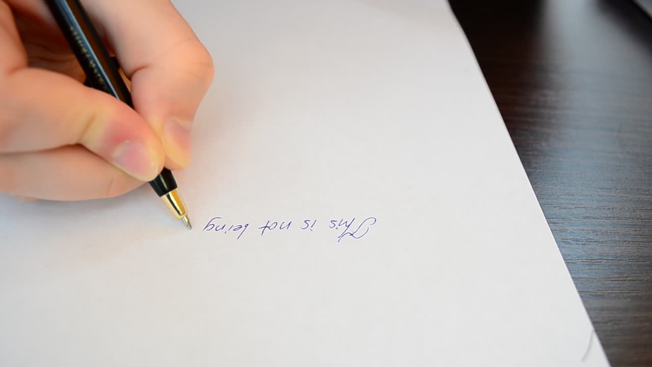 文字を書く。英文。