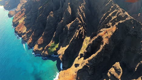 dramatic coastal cliffs of kauai, hawaii