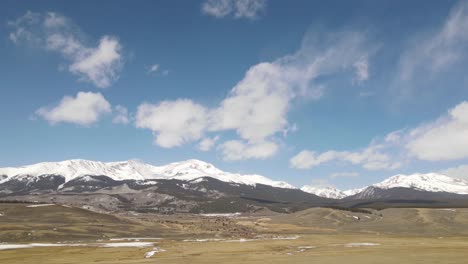 Lapso-De-Tiempo-De-Video-De-Drones-De-4k-De-Nubes-Sobre-Montañas-Rocosas-En-Colorado