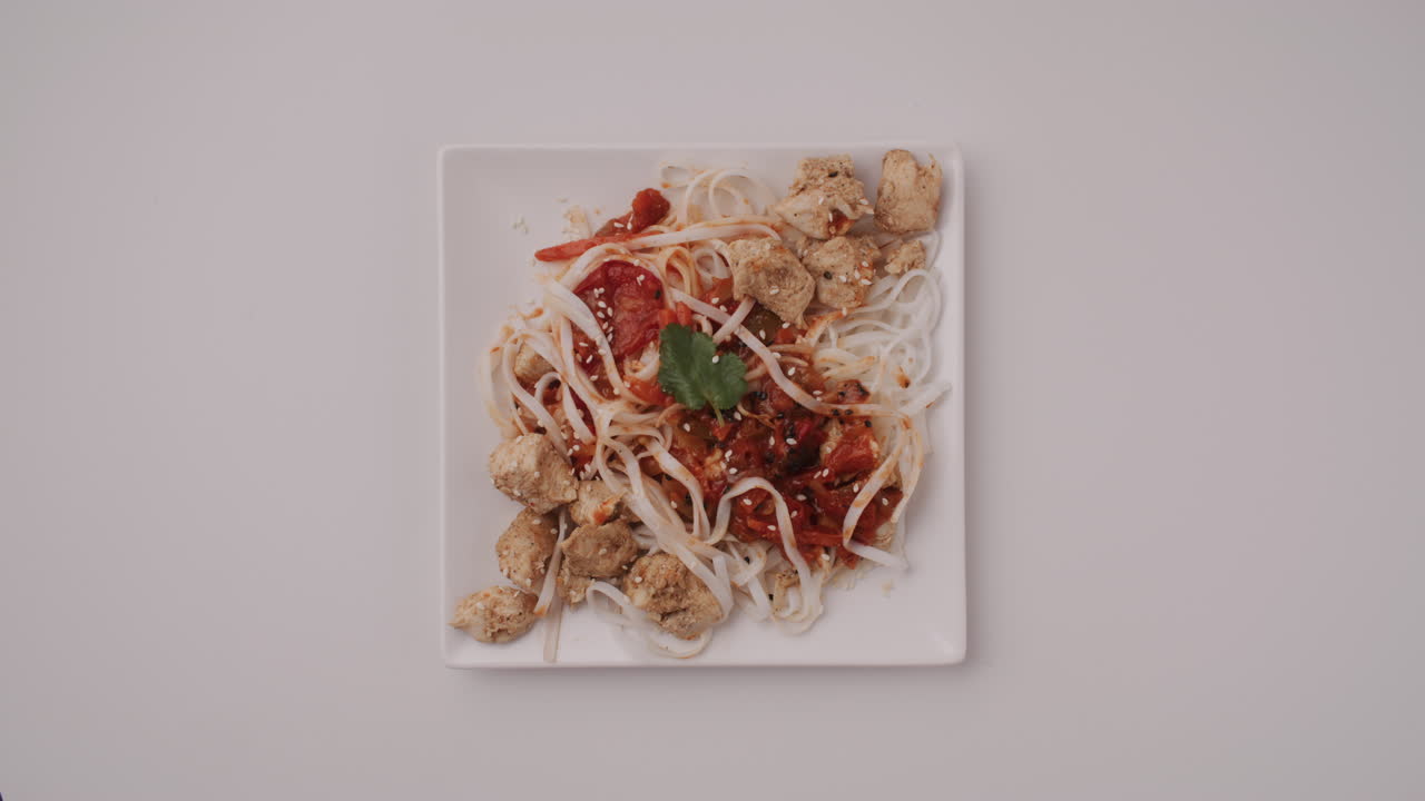 Chicken and Vegetable Noodles