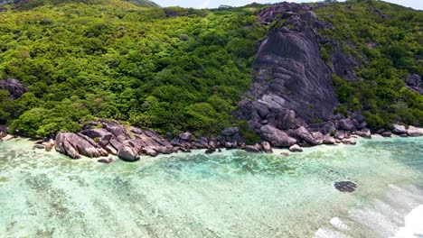 seychelles la digue rocas aéreo drone20.mp4