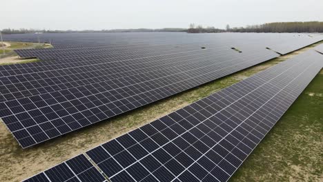 Drone-reveals-solar-farm-in-countryside