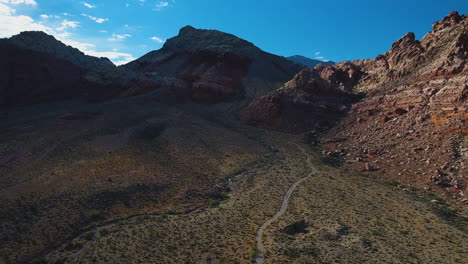 Luftaufnahmen-Des-Nationalen-Schutzgebiets-Red-Rock-Canyon-In-Nevada