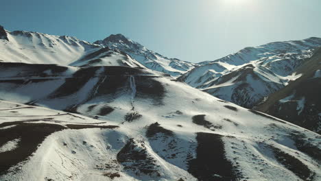 Breathtaking-mountain-range-nestled-amidst-the-Andes