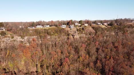 Luftaufnahme-Des-Signalhügels-Mit-Wald-Im-Hintergrund-In-Kapstadt-Vom-Signalberg-In-Den-Usa