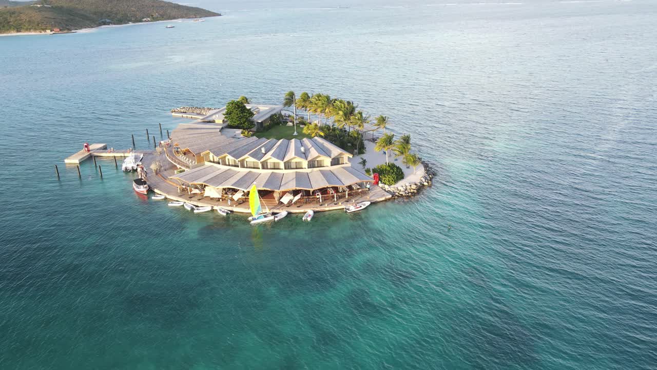 사바 바위 섬의 공중