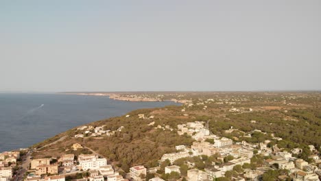 Spanien-Mallorca-Cala-Figuera-Ansicht-Von-Oben-Mit-Einer-Drohne-Bei-4k-24-Fps-Mit-Nd-filtern-Und-Zu-Verschiedenen-Tageszeiten-Mit-Dji-Mavic-Air