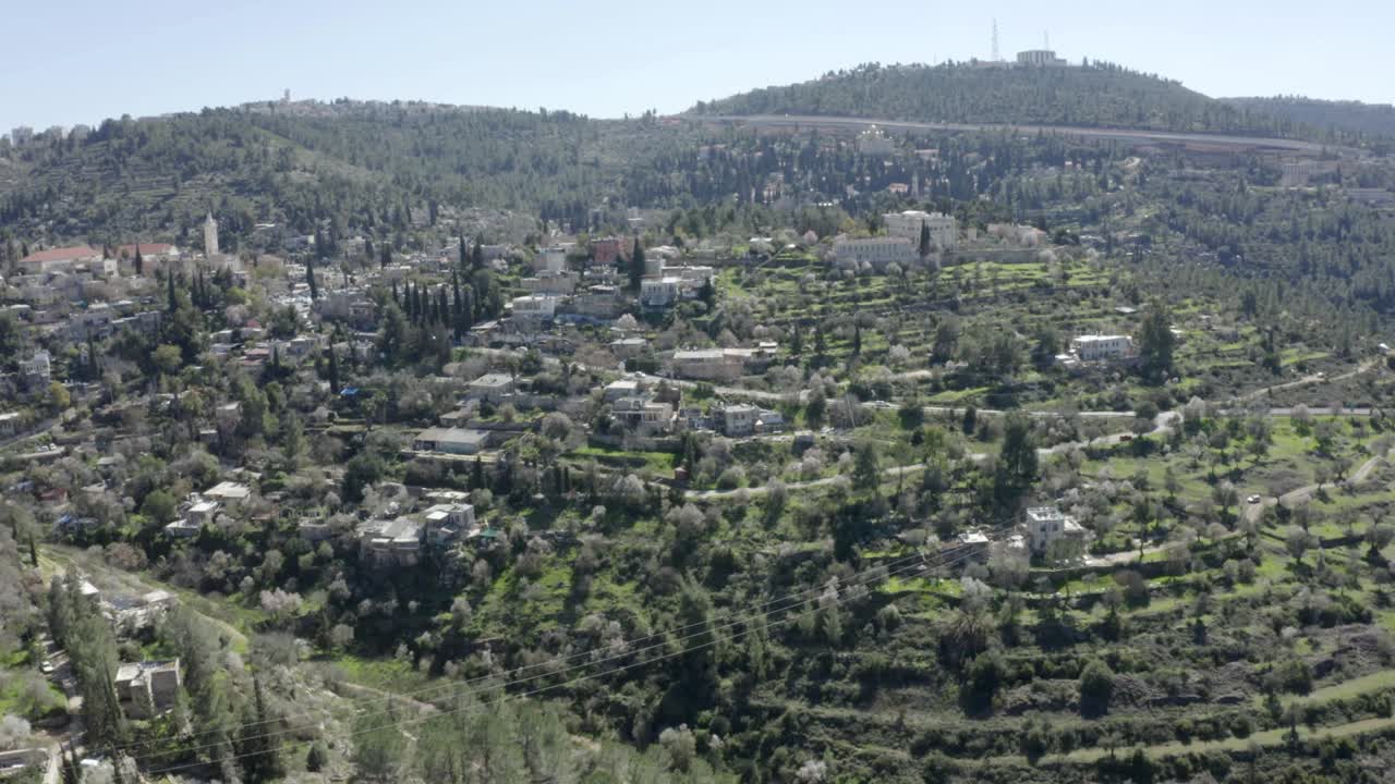 una vista aérea de ein karem, el pueblo de los almendros, jerusalén
