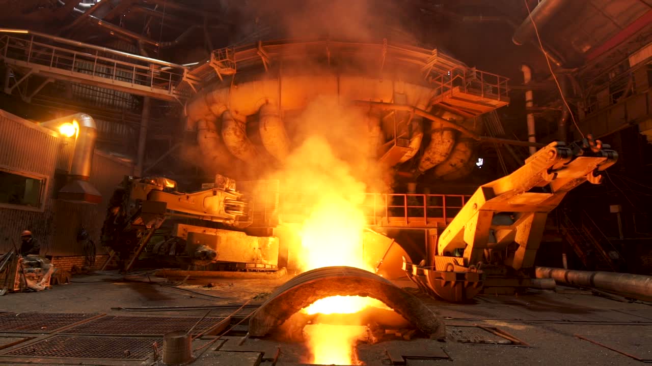 공장에서의 철강 생산
