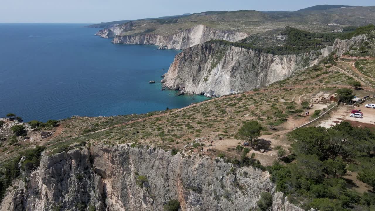 아래 자킨토스 절벽 꼭대기 13 농장