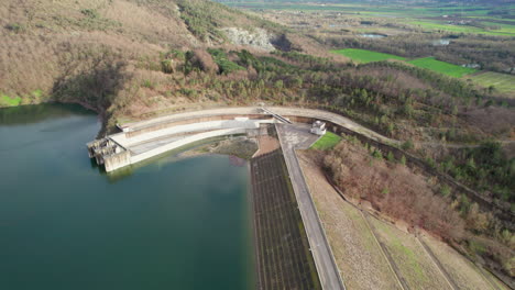 exploring the majestic montedoglio dam from above