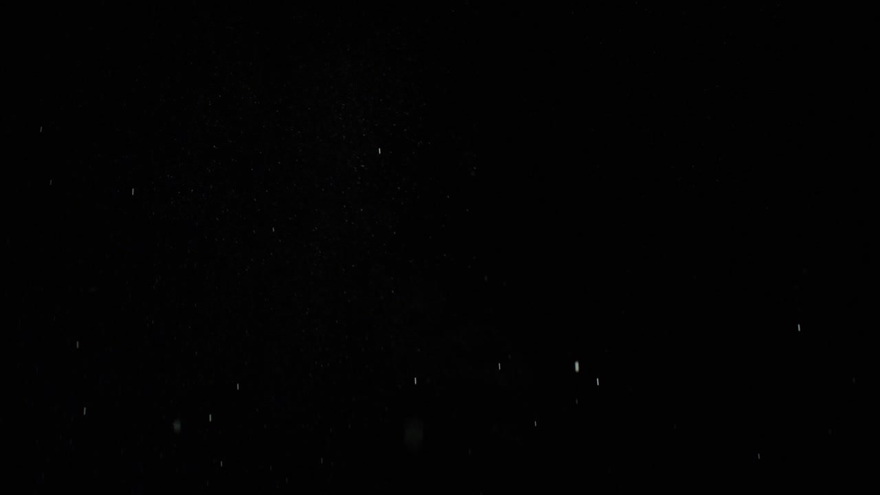 밤에 눈이 내리는 것