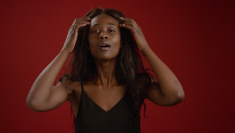 woman gets her hair ready