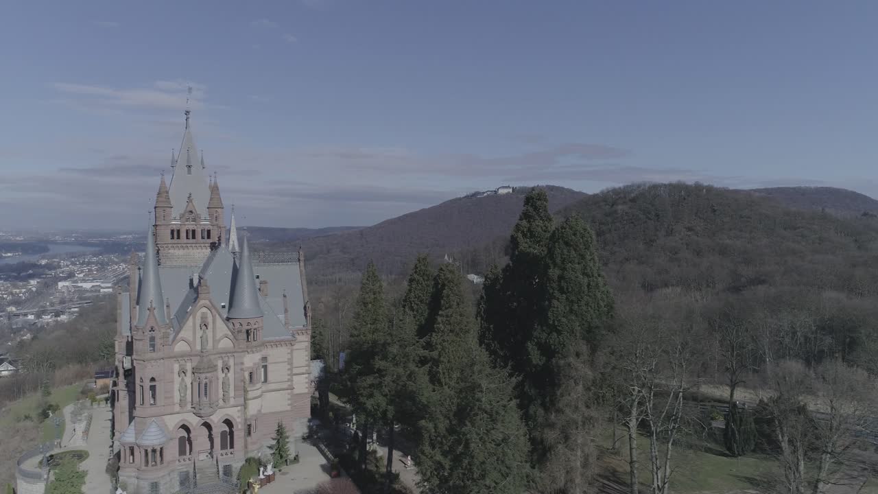 Drachenfels Schlossdrachenburg drone Dragon castle (Bonn - Königswinter) Siebengebirge