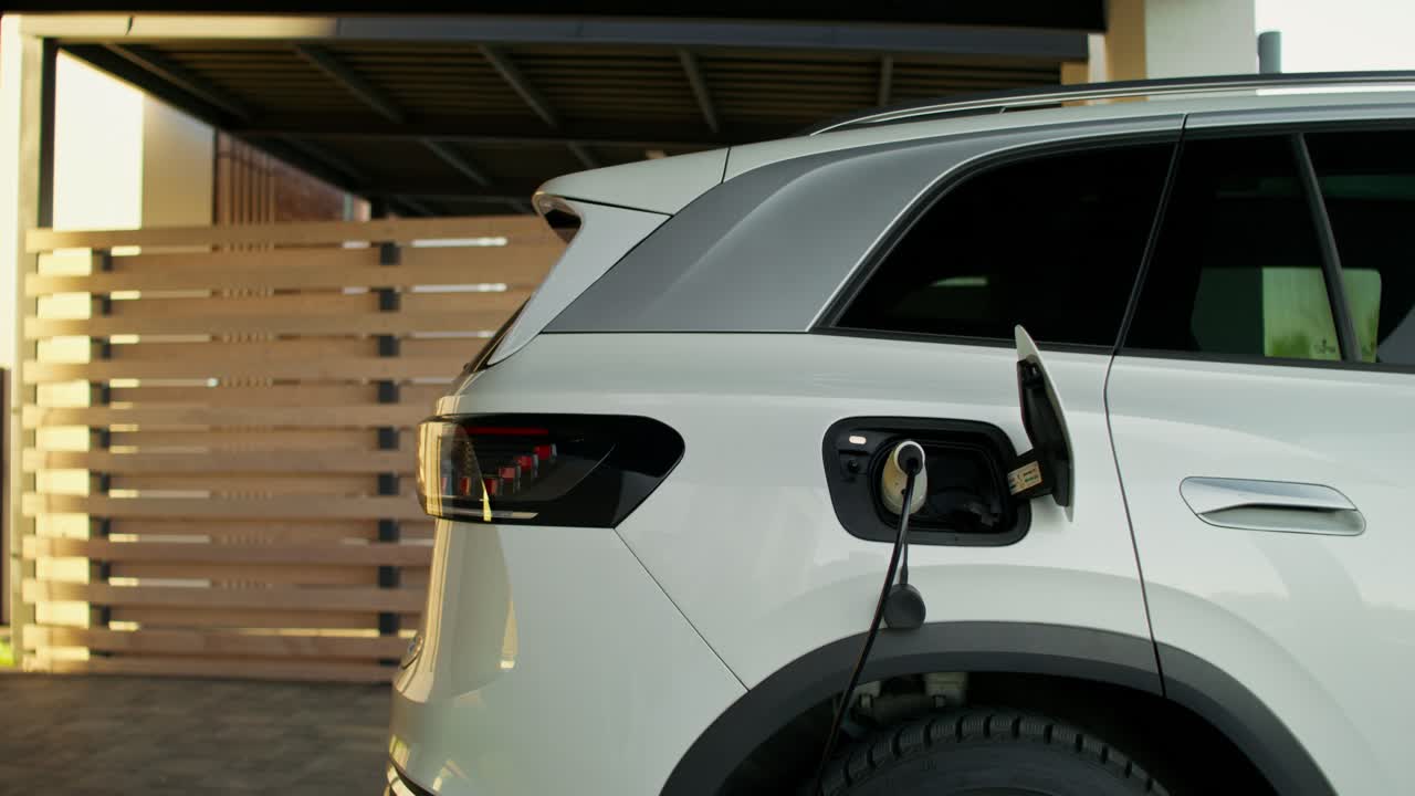 집에서 전기 차량 충전