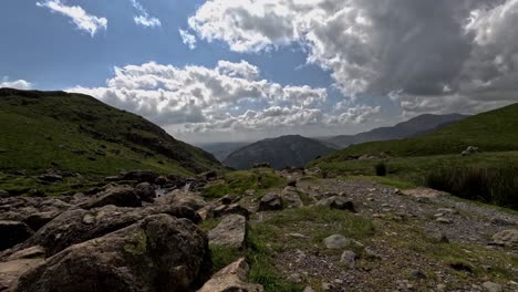 el increíble área de langdale del distrito de los lagos ofrece algunas de las mejores vistas de los lagos.