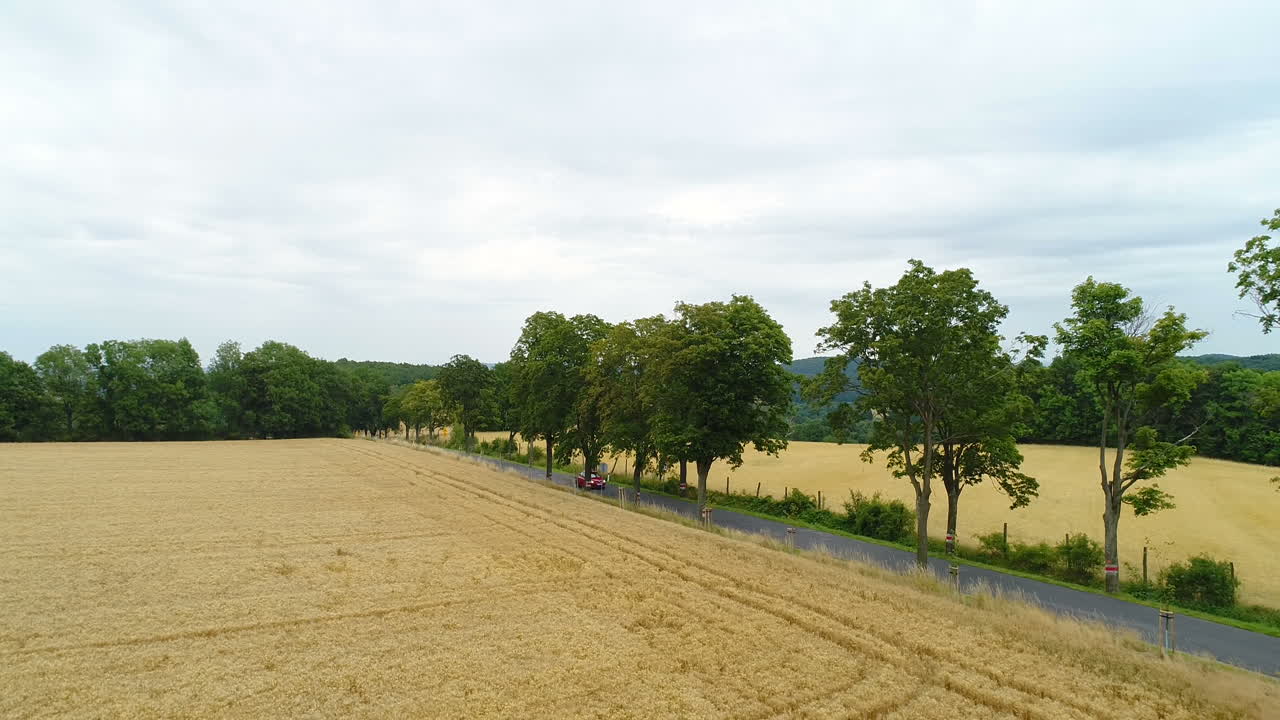 자동차 통과 고속도로 조감도 15