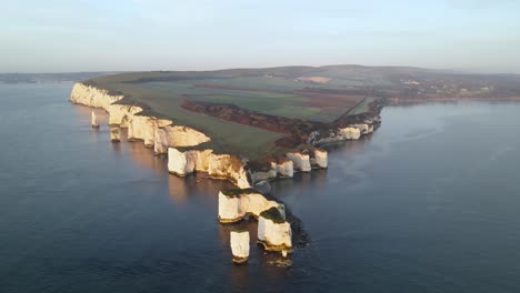 Old-Harry-Rocks-Klippen-Und-Grüne-Englische-Landschaft,-Dorset-In-Großbritannien