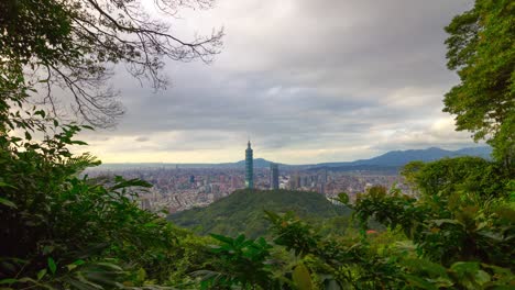 cloudy day taipei cityscape park elephant mountain panorama 4k time lapse taiwan