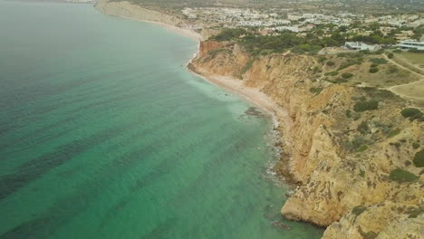 costa del algarve por drone, portugal