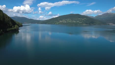 Luftaufnahmen-Schöne-Natur-Norwegen.