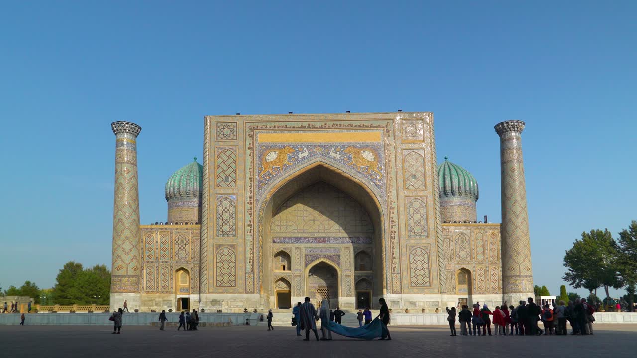 la plaza registan en samarcanda, los lapsos de tiempo
