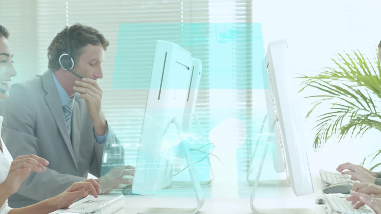 animación de la red de conexiones entre diversos trabajadores de oficina que usan auriculares