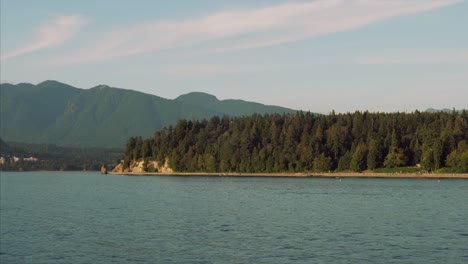 Vancouver-Stanley-Park,-Pacific-ocean,-yachting