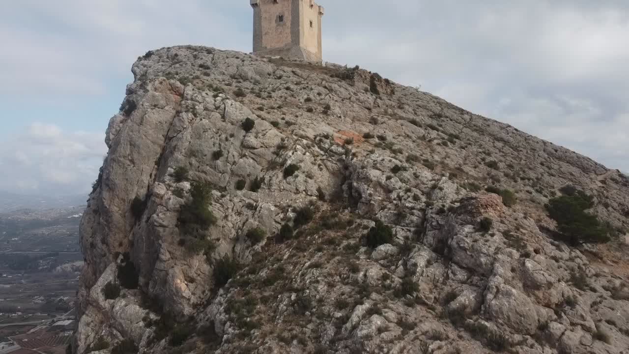 torre top oa cerro en cocentaina