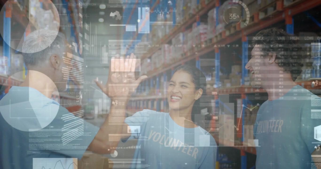 Animation of data processing over people keywords and data warehouse
