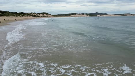 Luftaufnahme-Von-One-Mile-Beach,-New-South-Wales,-Australien