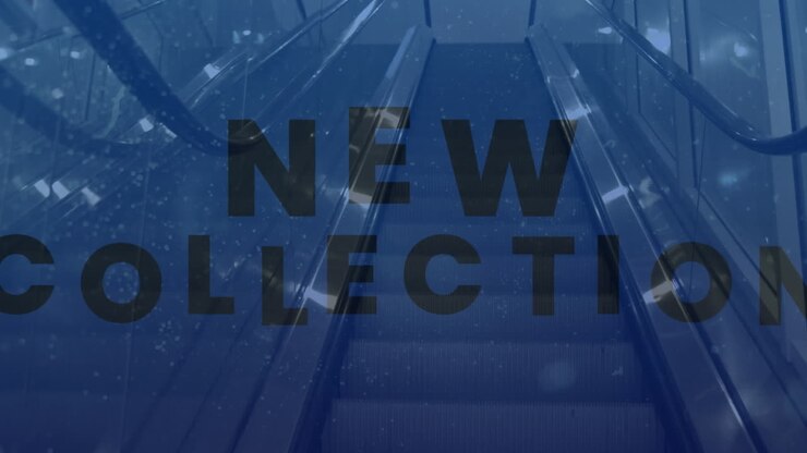 Animatie van tekst 'nieuwe collectie' in zwart, over een bewegende roltrap in blauw, met knipperende kleuren