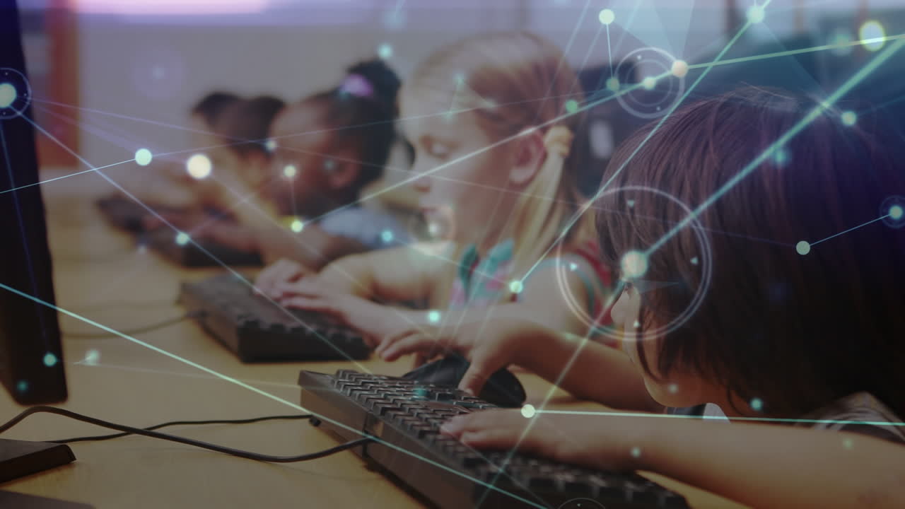 animación de la red de conexiones entre diversos escolares que utilizan computadoras