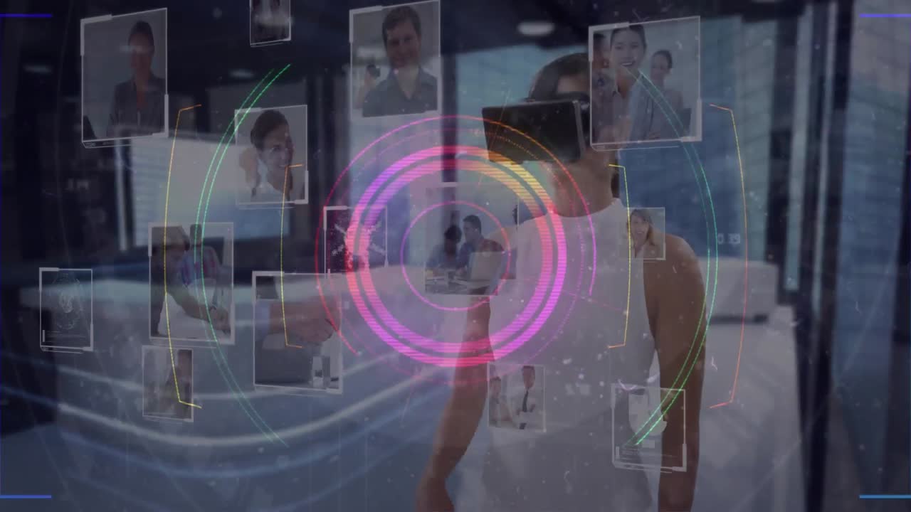 rastros de luz y escáner de alcance contra la mujer caucásica que usa auriculares vr tocando la pantalla futurista