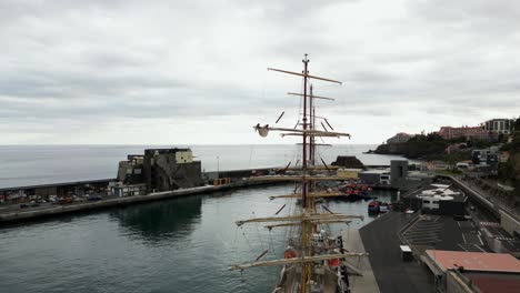 A-View-Of-A-Vintage-Boat-At-Praça-do-Mar-Near-City-Port-Of-Funchal,-Madeira-Portugal