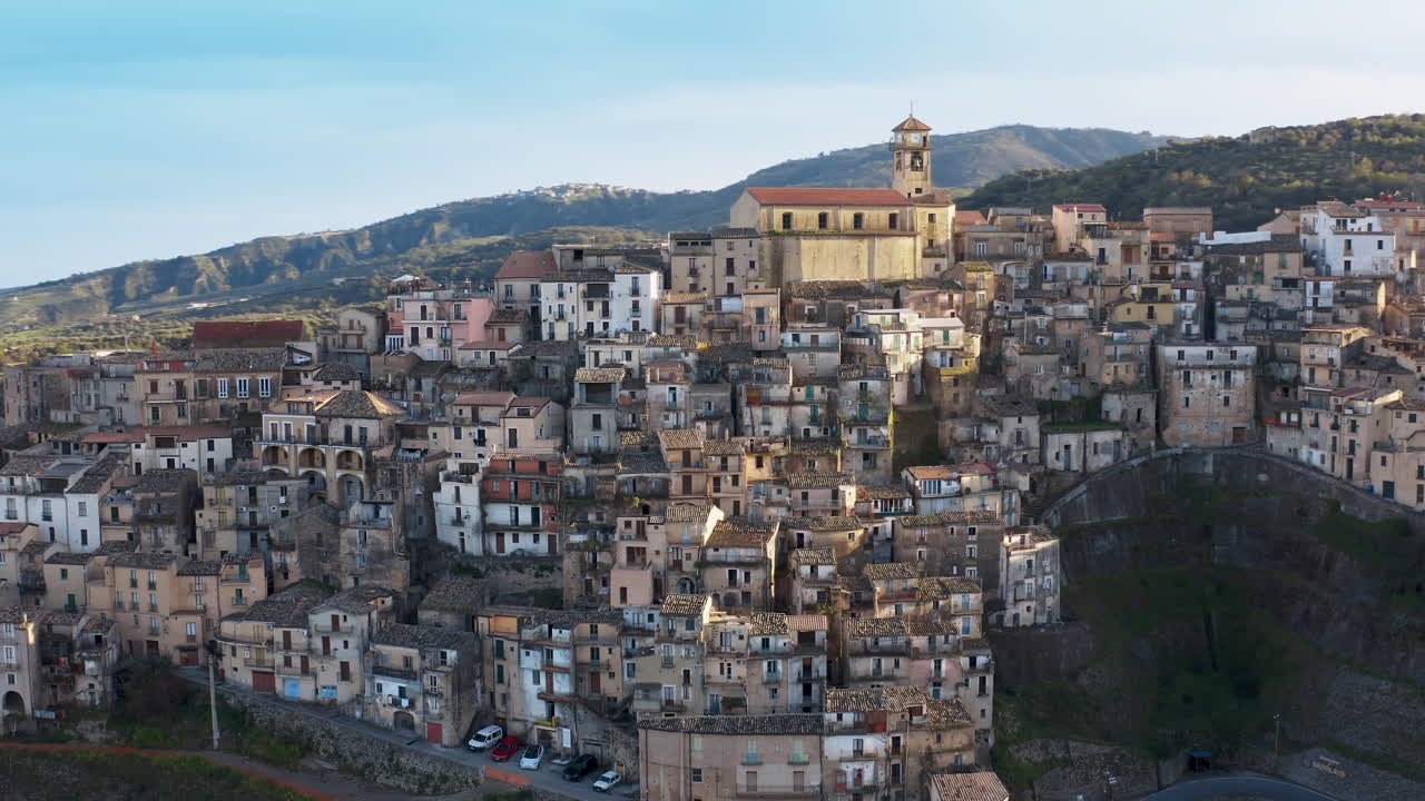 antiguo pueblo en calabria