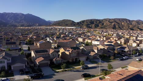 Wide-pull-back-aerial-shot-of-a-desert-master-planned-community