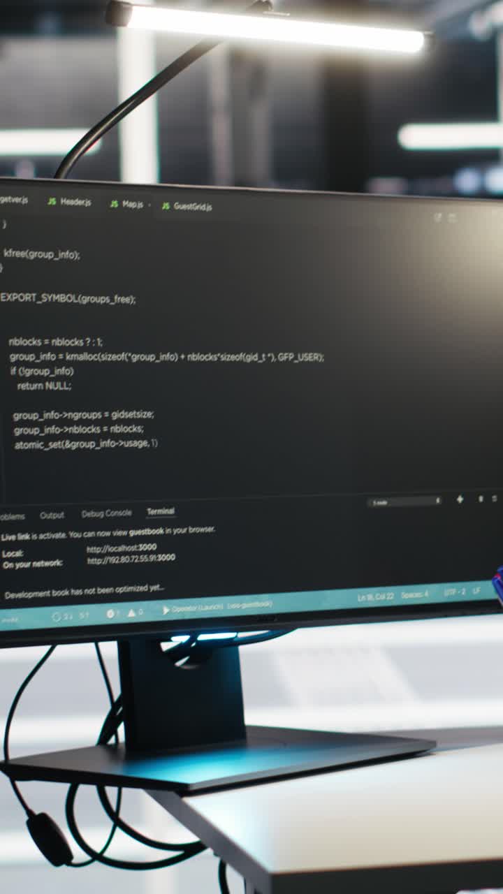 Vertical Video Data Center Engineer Sees Critical Error Message While Using Node Tree Software