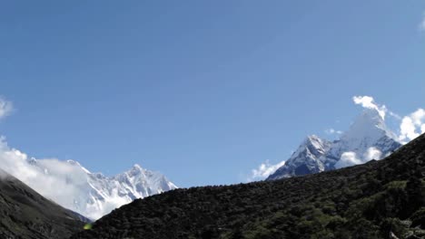 everest and lhotse