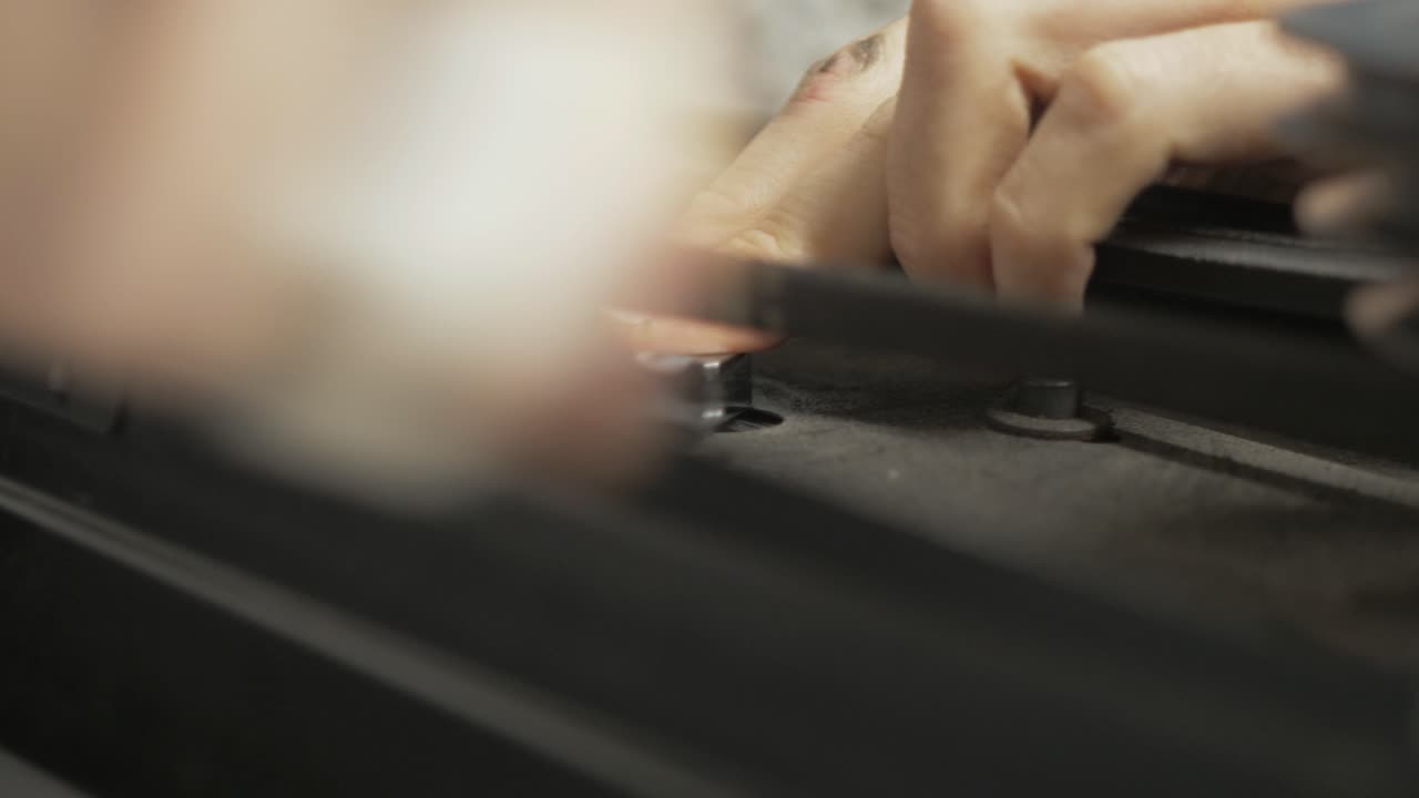 Close up rachet adjusting pillar drill