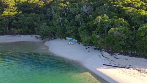 Echo-Beach-At-Burleigh-Head-National-Park-Along-Tallebudgera-Creek-In-Summer---Outdoor-Massage---Small-Beach-At-Gold-Coast,-QLD,-Australia