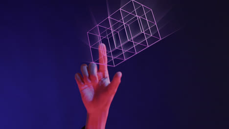 animación de formas 3d brillantes de transferencia de datos sobre la mano de un hombre asiático